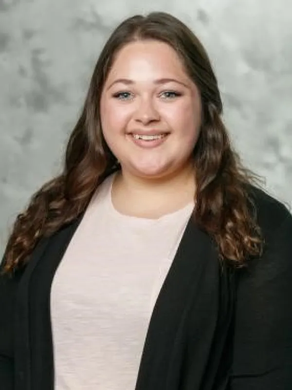 Aubree Zimmer Headshot